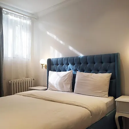 Hotel Taksim Nuon *